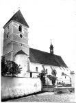 Farní kostel sv. Bartoloměje na fotografii před II. světovou válkou